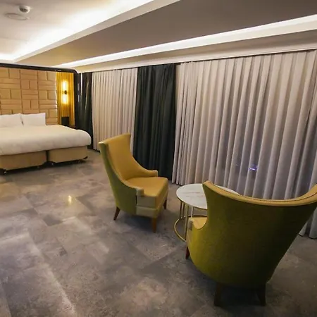 Hotel Continental *